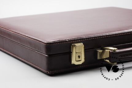 Cartier_ Case For 10 Glasses True vintage Cartier Brillen, Innenfutter aus beiger Seide, + CARTIER Logo, Passend für Herren und Damen