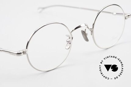 Lunor V 110 Runde Vintage Brille Zeitlos, daher jetzt erstmalig in unserem vintage Sortiment, Passend für Herren Lunor V 110 Runde Vintage Brille Zeitlos, daher jetzt erstmalig in unserem vintage Sortiment, Passend für Herren