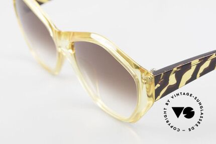 Paloma Picasso 1463 Optyl Sonnenbrille 90er Damen, von 1990, doch das Optyl-Material glänzt wie neu, Passend für Damen