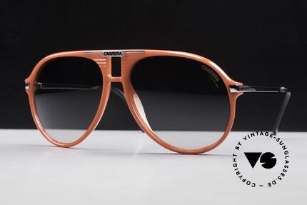 Carrera 5595 80er Nikki Lauda Sonnenbrille, Kunststoffrahmen (aus OPTYL) in TOP-Qualität!, Passend für Herren