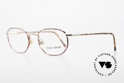 Giorgio Armani 187 Klassische 90er Herrenbrille, elegante Rahmenlackierung in kastanienbraun / gold, Passend für Herren Giorgio Armani 187 Klassische 90er Herrenbrille, elegante Rahmenlackierung in kastanienbraun / gold, Passend für Herren