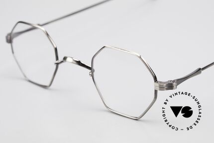 Lunor II 11 Eckige Pantobrille Sehr Klein, bekannt für den W-Steg und die schlichten Formen, Passend für Herren und Damen Lunor II 11 Eckige Pantobrille Sehr Klein, bekannt für den W-Steg und die schlichten Formen, Passend für Herren und Damen