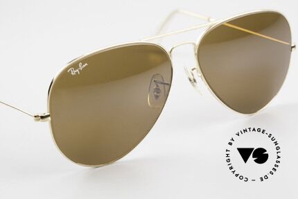 Ray Ban Large Metal II Alte B&L USA Sonnenbrille, TOP-Verarbeitung mit der bekannten B&L Gravur, Passend für Herren Ray Ban Large Metal II Alte B&L USA Sonnenbrille, TOP-Verarbeitung mit der bekannten B&L Gravur, Passend für Herren