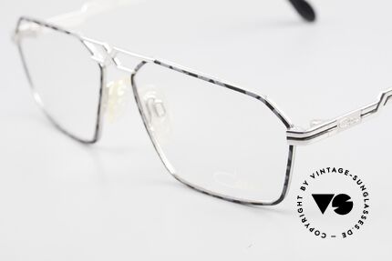 Cazal 744 90er Vintage Brille Herren, ungetragen; wie alle unsere Cazal vintage Brillen, Passend für Herren