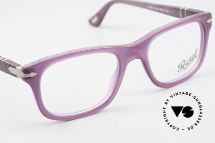 Persol 3029 Damen Brille In Violett Lila, eine Neuauflage der alten Brillen von Persol Ratti, Passend für Damen