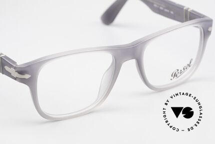 Persol 3051 Zeitlose Designerbrille Unisex, daher jetzt erstmalig auch in unserem vintage Sortiment, Passend für Herren und Damen