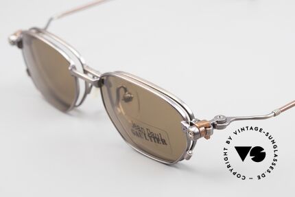 Jean Paul Gaultier 55-8107 90er Vintage Brille Sonnenclip, Rahmen glänzt 'antik braun/grau metallic'; Größe 47-18, Passend für Herren und Damen