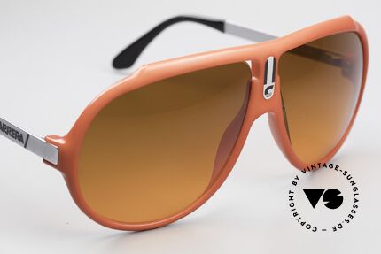 Carrera 5512 80er Sonnenbrille Filmbrille, ungetragen und mit SUNSET (Abendrot) Sonnengläsern, Passend für Herren