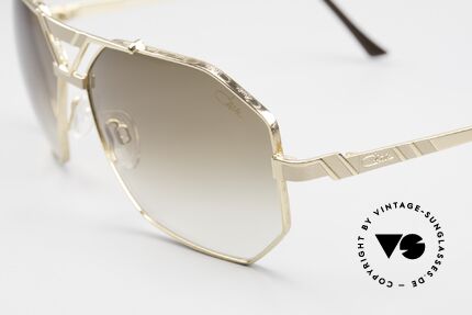 Cazal 9058 X-Large Herren Sonnenbrille, zahlreiche Promis sind mit den Cazal Legends zu sehen, Passend für Herren
