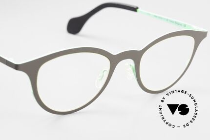 Theo Belgium Mille 21 Designer Damenbrille Metall, ungetragen; wie alle unsere vintage Theo Brillen, Passend für Damen