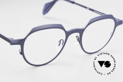 Theo Belgium Obus Panto Designerbrille Titanium, ungetragen (wie alle unsere vintage Theo Brillen), Passend für Herren und Damen