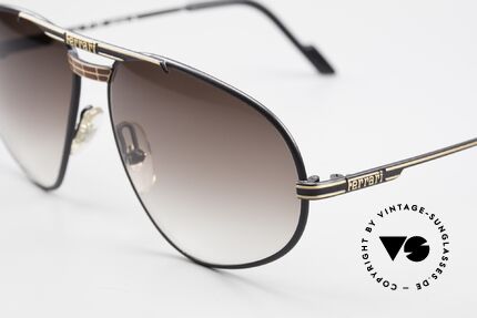 Ferrari F12 Retro Brille Altes 90er Original, schwarze Fassung mit Sonnengläsern in braun-Verlauf, Passend für Herren