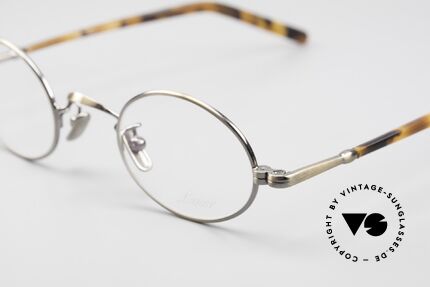 Lunor VA 100 Ovale Lunor Brille Antik Gold, ohne große Logos; stattdessen mit zeitloser Eleganz, Passend für Herren und Damen