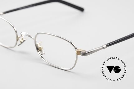 Lunor VA 106 Alte Lunor Brille True Vintage, Model VA 106: Bügel aus einer Acetat-Metallkombi, Passend für Herren und Damen