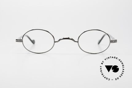 Lunor II A 04 Sehr Kleine Brille Oval Gunmetal, Vollrand-Metallfassung mit eleganten Acetat-Bügeln, Passend für Herren und Damen