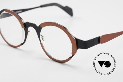 Theo Belgium Eye-Witness UC Designerbrille Damen & Herren, tolle Rahmen-Kolorierung in schwarz und rot-metallic, Passend für Herren und Damen