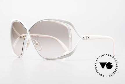Christian Dior 2056 Damen Sonnenbrille 70er 80er, feminines und auffallend elegantes "Butterfly" Design, Passend für Damen Christian Dior 2056 Damen Sonnenbrille 70er 80er, feminines und auffallend elegantes "Butterfly" Design, Passend für Damen