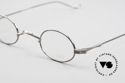 Lunor II 04 Ovale XS Brille Antik Silber, Brillen-Design in Anlehnung an frühere Jahrhunderte, Passend für Herren und Damen Lunor II 04 Ovale XS Brille Antik Silber, Brillen-Design in Anlehnung an frühere Jahrhunderte, Passend für Herren und Damen