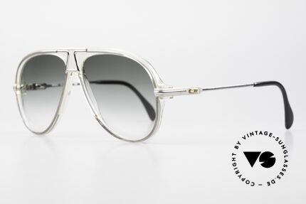 Cazal 622 Designer Sonnenbrille Von 1984, grau-transparente Rahmenfront mit silbernen Bügeln, Passend für Herren