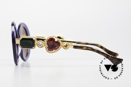 Moschino by Persol M253 Lady Gaga Sonnenbrille, Lady Gaga trug diese Sonnenbrille 2011 in Neu Dehli, Passend für Damen