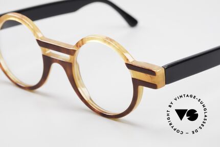 Theo Belgium Tsukat Runde Designerbrille 1992, tolles rundes Design von 1992 in schildpatt und schwarz, Passend für Herren und Damen