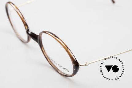 Giorgio Armani 363 90er Unisex Brille Oval, zeitloser Stil; Top-Qualität und nur 9 Gramm leicht, Passend für Herren und Damen Giorgio Armani 363 90er Unisex Brille Oval, zeitloser Stil; Top-Qualität und nur 9 Gramm leicht, Passend für Herren und Damen