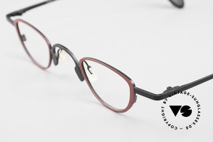 Theo Belgium Bow Tie Damen Lesebrille Titanbrille, interessante Fassung; schwarz & weinrot metallic, Passend für Damen