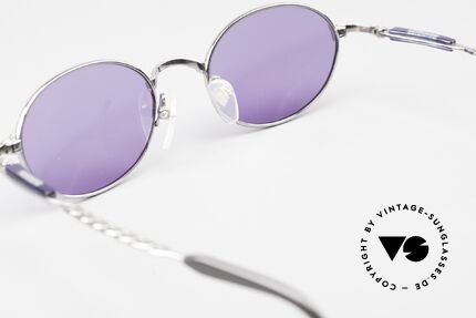 Jean Paul Gaultier 56-0022 Ovale 90er Titan Sonnenbrille, mit violett getönten Sonnengläsern für 100% UV Schutz, Passend für Herren und Damen