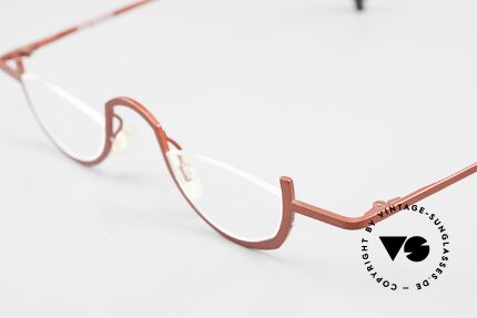 Theo Belgium Go Titanium Lesebrille Damen 90s, ungetragenes Theo-Exemplar für die, die sich trauen, Passend für Damen