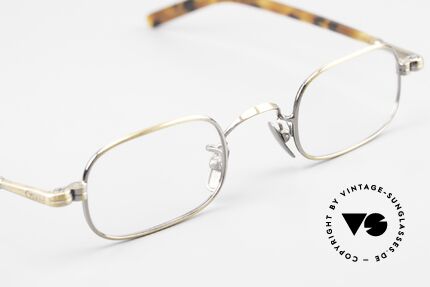 Lunor VA 104 Eckige Lesebrille Antik Gold, sehr seltene, eckige Fassung mit TITAN-Nasenpads, Passend für Herren und Damen