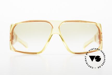 Playboy 4545 80er Bunny Brille Von Optyl, von OPTYL im gleichnamigen Material produziert, Passend für Herren