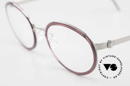 Lindberg 9740 Strip Titanium Ovale Damenbrille Himbeere, aufgrund der Farbe eher eine vintage Brille für Frauen, Passend für Damen