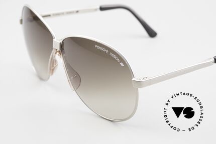 Porsche 5626 Faltbare Damen Sonnenbrille, ungetragen (wie alle unsere vintage Sonnenbrillen), Passend für Damen