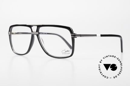 Cazal 6018 Aviator Titanium Brille Men, diese Cazals sind von den 1980er Originalen inspiriert, Passend für Herren