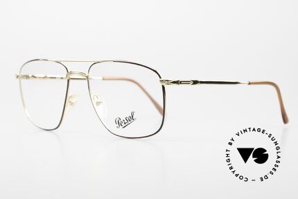 Persol Agar 90er Vintage Brillengestell, zeitloses Design in klassischer Farbgebung, Passend für Herren