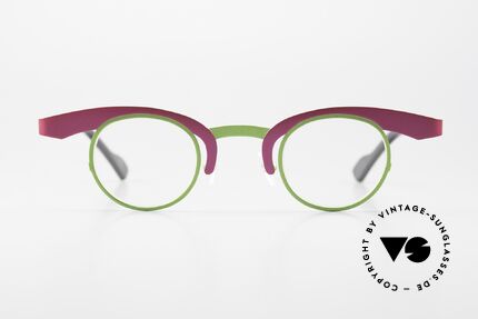 Theo Belgium O Designerbrille Für Frauen, das Theo-Modell mit dem kürzesten Namen "O", Passend für Damen