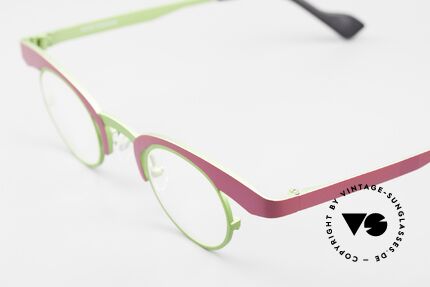 Theo Belgium O Designerbrille Für Frauen, sehr spezille Form und Farben in grün und pink, Passend für Damen