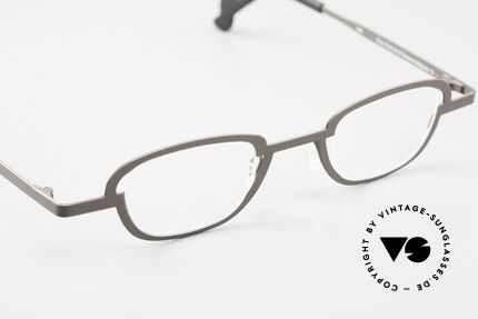 Theo Belgium Switch Rare Designerbrille Unisex, ungetragen; wie alle unsere vintage Theo Brillen, Passend für Herren und Damen