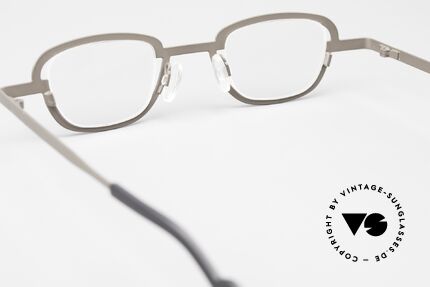 Theo Belgium Switch Rare Designerbrille Unisex, Glashöhe = 25mm; daher als Lesebrille konzipiert, Passend für Herren und Damen