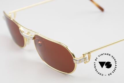 Cartier MUST Santos - M Luxus Sonnenbrille 3D-Rot, neue CR39-Kunststoff-Gläser in knalligem "3D-rot", Passend für Herren und Damen Cartier MUST Santos - M Luxus Sonnenbrille 3D-Rot, neue CR39-Kunststoff-Gläser in knalligem "3D-rot", Passend für Herren und Damen
