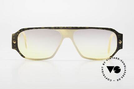 MCM München A2 Büffelhorn Brille 80er Vintage, aus echtem Büffelhorn mit 'MCM' Applikationen, Passend für Herren und Damen