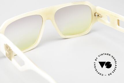MCM München A2 Büffelhorn Brille 80er Vintage, auf 599€ reduziert: MINI-Kratzerchen auf Gläsern, Passend für Herren und Damen
