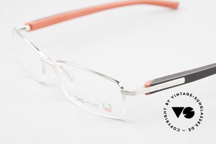 Tag Heuer 8209 Trends Sportliche Brille Halbrand, rot/schwarz soll Dynamik / Racing symbolisieren, Passend für Herren
