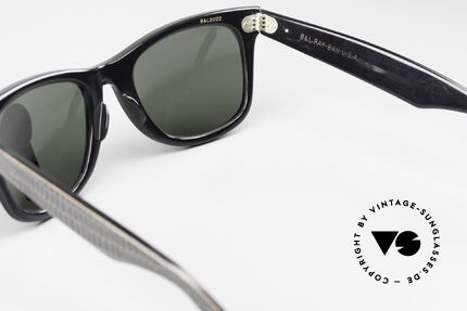 Ray Ban Wayfarer I Limitierte Leder Sonnenbrille, orig. Name: W0497 Wayfarer Leather Grau / Schwarz, Passend für Herren und Damen