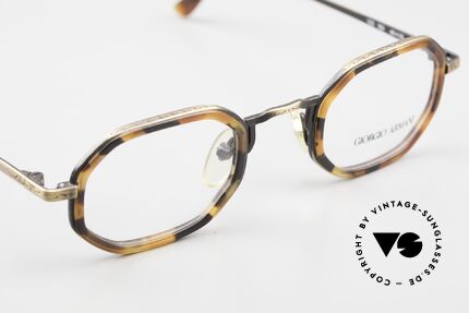 Giorgio Armani 143 Achteckige 80er Brille, keine aktuelle Kollektion, sondern echte 80er Ware, Passend für Herren und Damen
