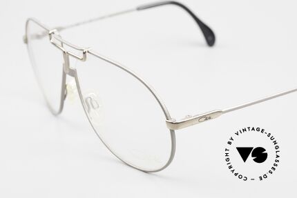 Cazal 731 Titanium Brille West Germany, ungetragenes Modell mit original Etui von CAZAL, Passend für Herren