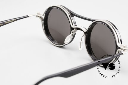 Tavat Round Mask Brille aus Familienbetrieb, ungetragenes Exemplar mit polarisierenden Gläsern, Passend für Herren und Damen