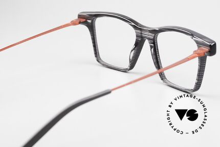 Theo Belgium Peruna Crazy Brille Eckiger Style, ungetragen; wie alle unsere vintage Theo Brillen, Passend für Herren und Damen