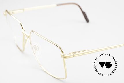 Gucci 1216 Edle 80er Luxus Herren Brille, ungetragen (wie alle unsere vintage Gucci Brillen), Passend für Herren