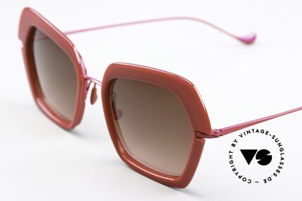 Caroline Abram Warda Sehr Feminine Sonnenbrille, sinnbildlich für den Sixites vintage Style Miamis, Passend für Damen